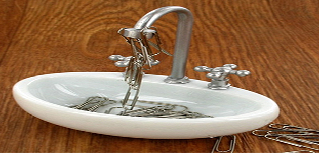 Post image for Kitchen Sink Paper Clip Dispenser